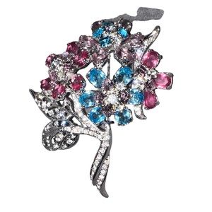 New vintage Nolan Miller floral pin/brooch